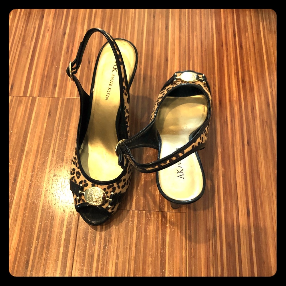 Like New Peep Toe Leopard Calf Hair Heels